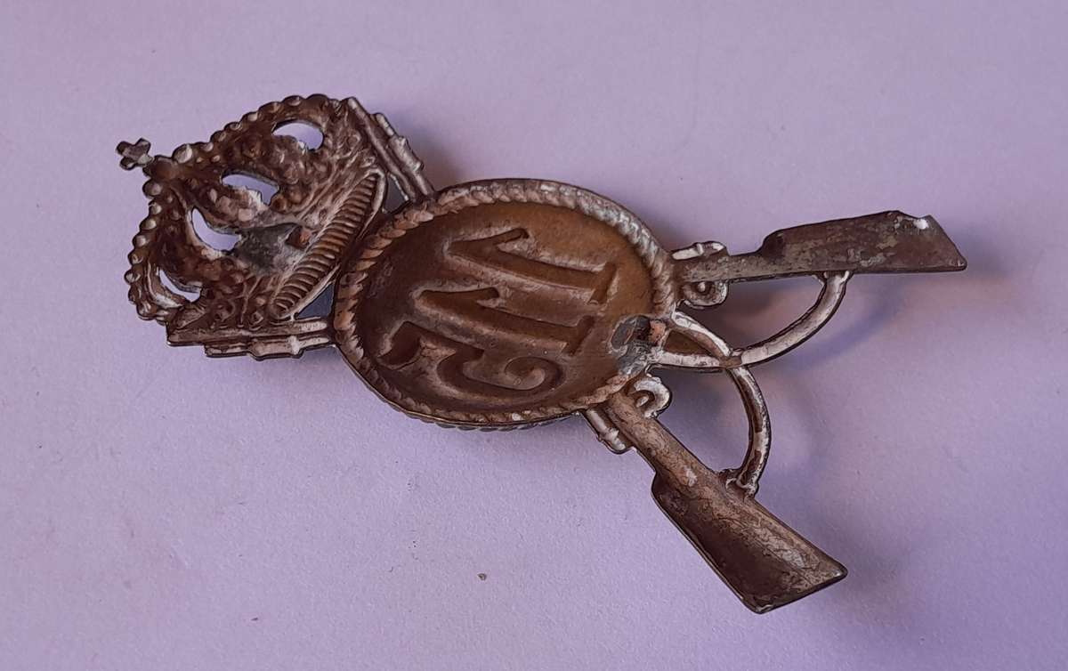 WW2 Fascist Italian 115th Infantry Regiment Helmet Badge.  No Lugs.