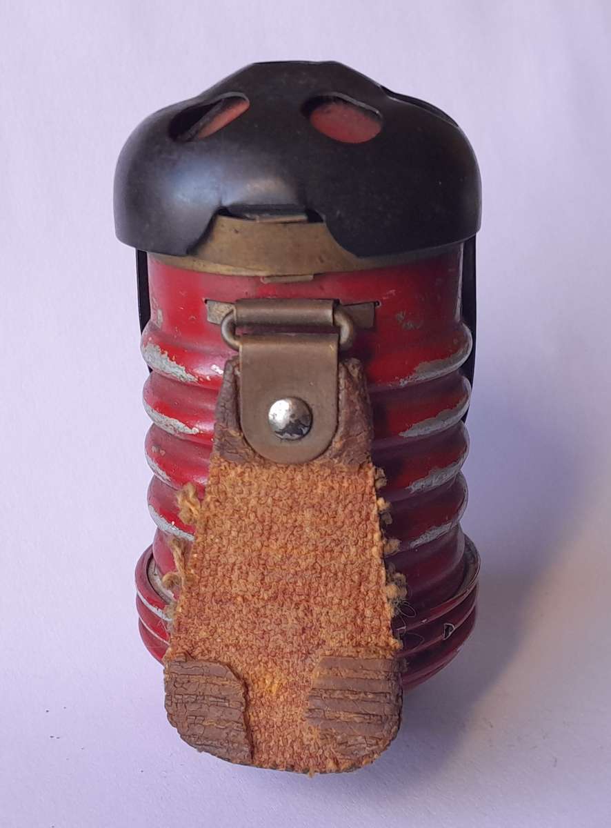 WW2 Italian Breda M35 "Red Devil" Hand Grenade (Inert).  No International Shipping.