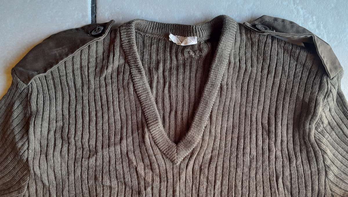 1985 SADF Border War Nutria Pullover With Elbow Pads.  WOLNIT.  Size:  Medium.