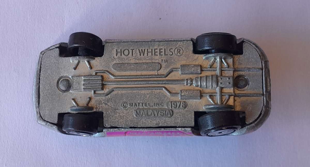 "Reserved". Hot Wheels Die Cast Porsche 928.