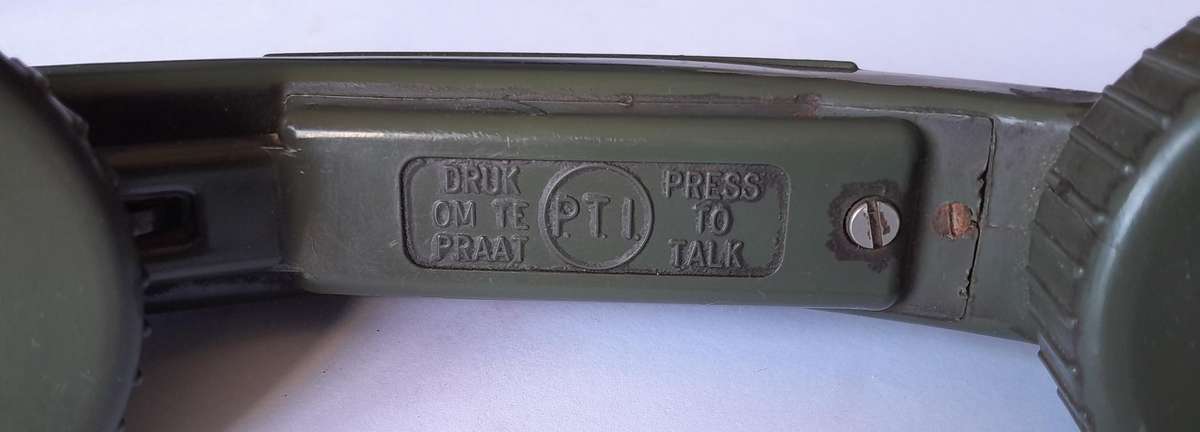 SADF Border War Tele 71 Field Telephone (2 of 2).  Untested.