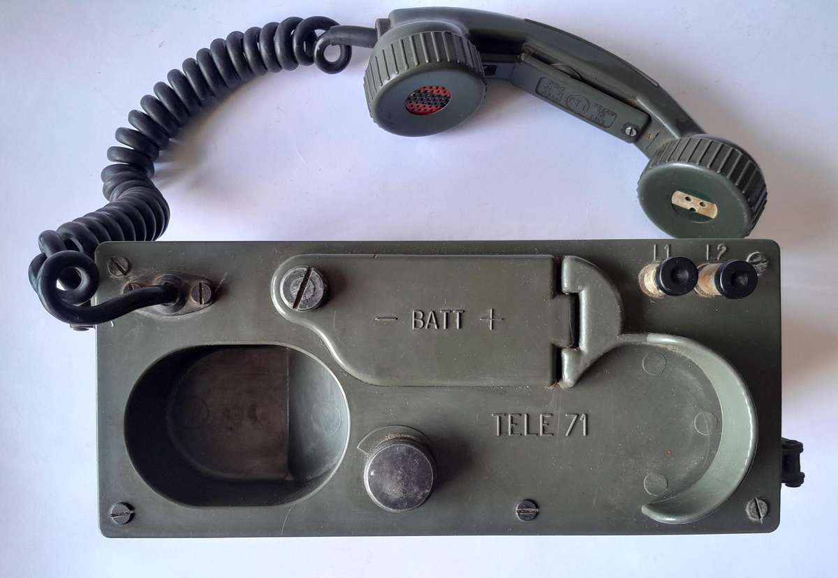 SADF Border War Tele 71 Field Telephone (2 of 2).  Untested.