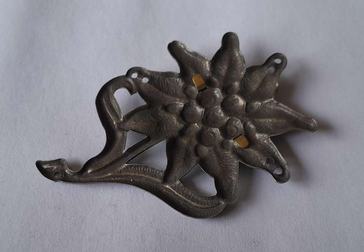 WW2 German Army Alpenkorps (Mountain Troops) Edelweiss Hat Badge. Possibly A Replica.