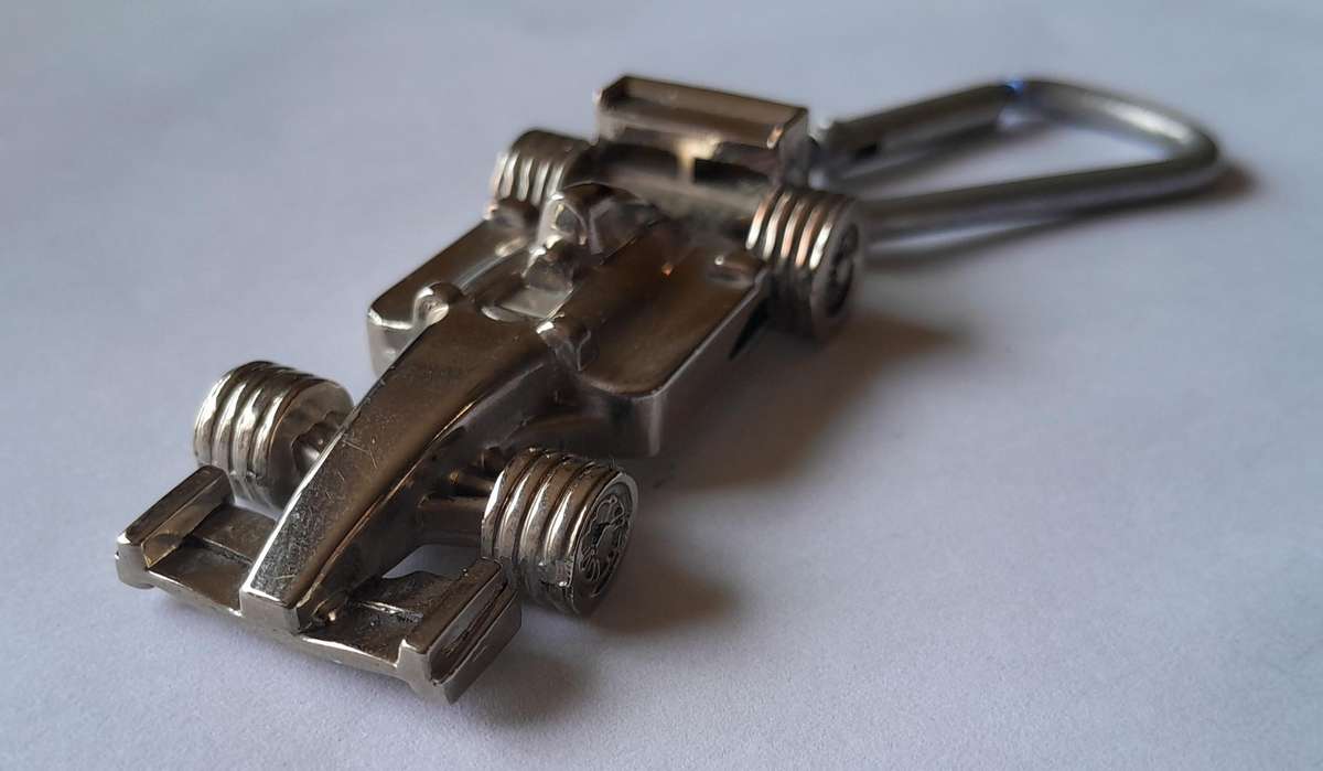 Johnny Walker Red Label Formula 1 All Metal Key Ring.