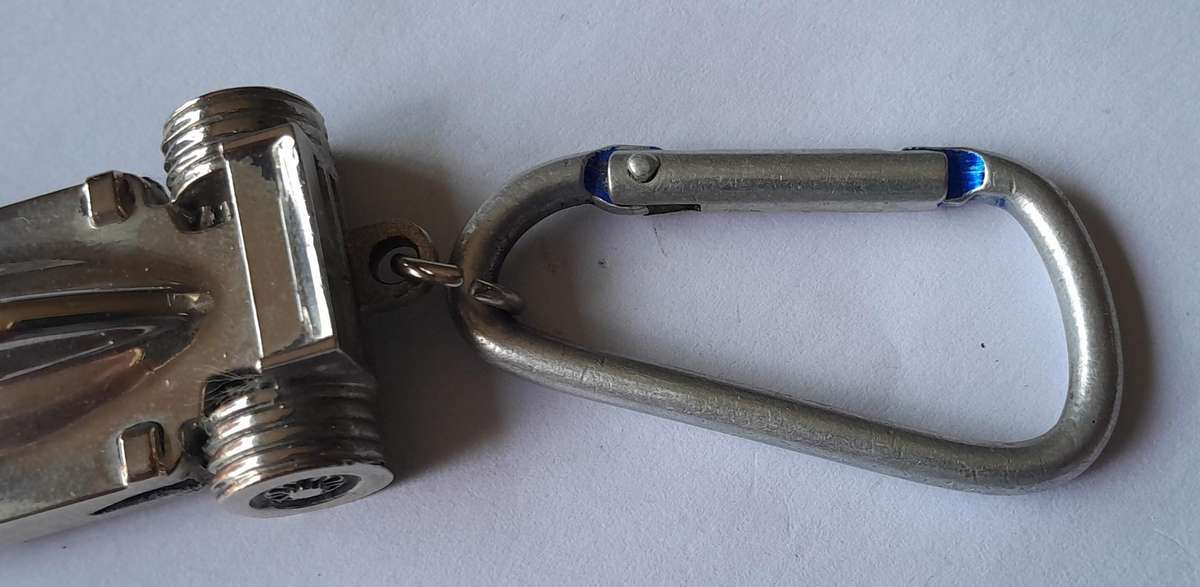 Johnny Walker Red Label Formula 1 All Metal Key Ring.