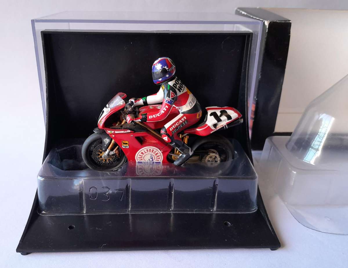 Vintage Onyx Die-Cast Troy Corser #2 Ducati 916 Promotor Racing.  Scale 1/24.  Original Packaging.