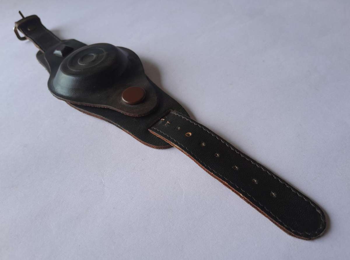 Rare Rhodesian Bush War Army Issue Watchstrap.  Leather Camo.  Near Mint Condition.