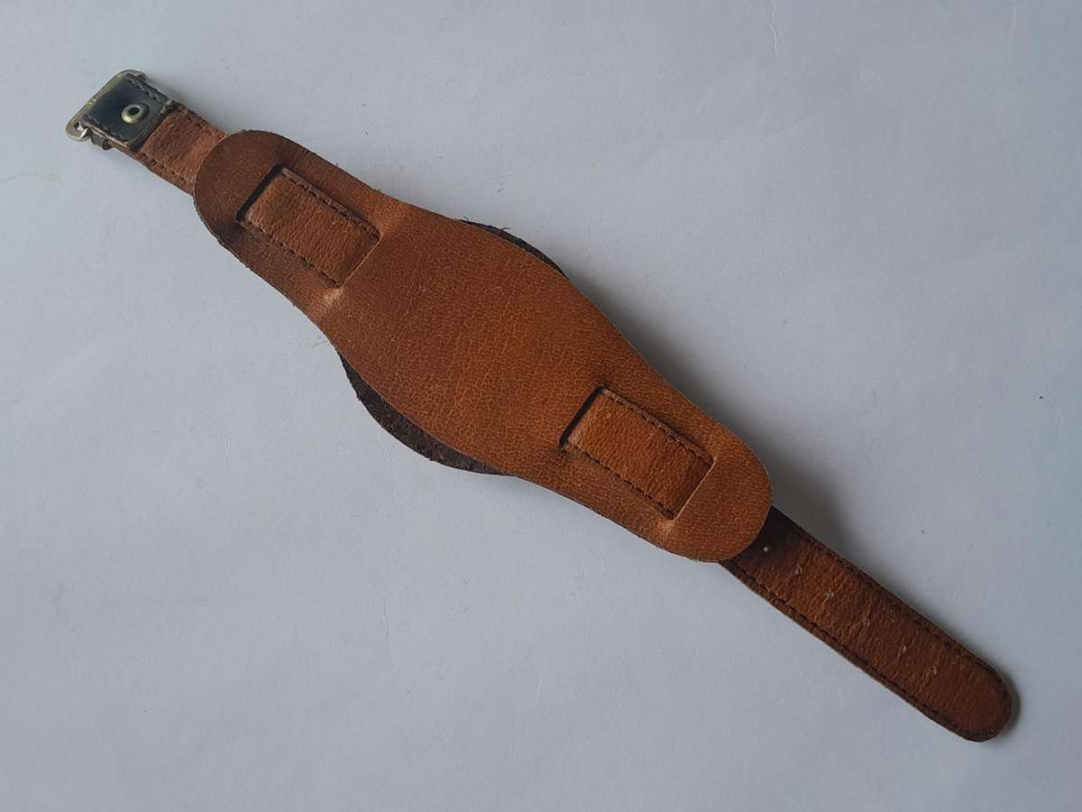 Rare Rhodesian Bush War Army Issue Watchstrap.  Leather Camo.  Near Mint Condition.