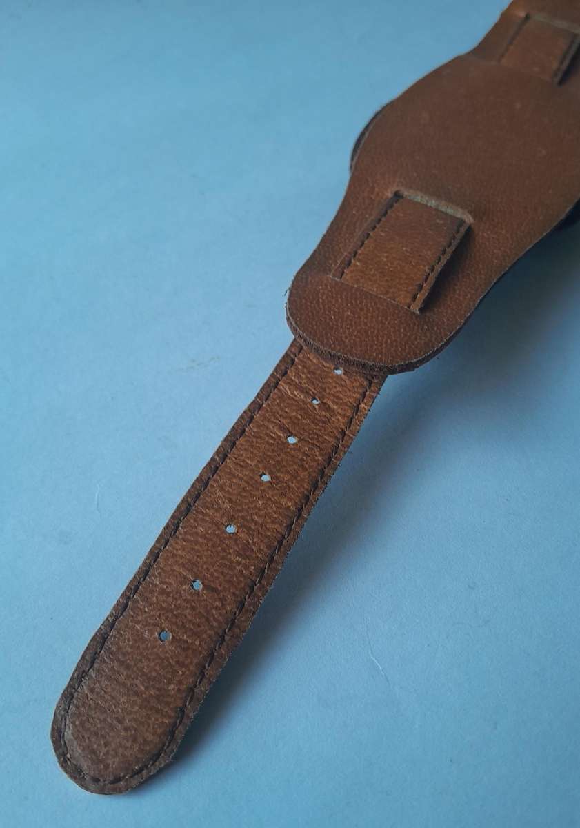 Rare Rhodesian Bush War Army Issue Watchstrap.  Leather Camo.  Near Mint Condition.