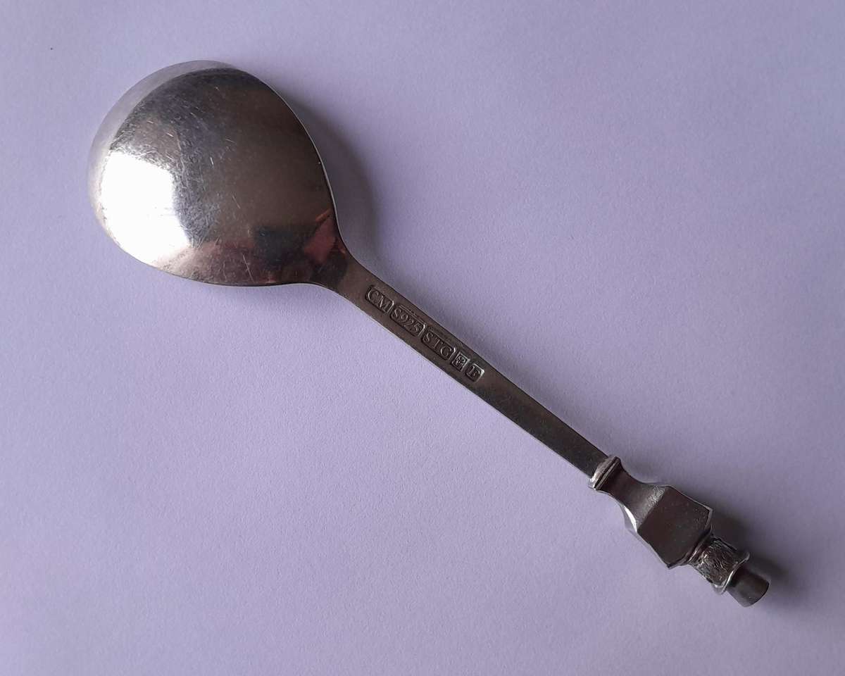 Solid Silver Paul Kruger Spoon to Commemorate `Battle of Amajuba`. Cape Mint. 39.14 grams.