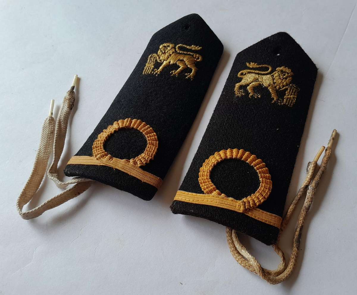 Pair SADF Navy Sub-Lieutenant Rank Epaulettes.