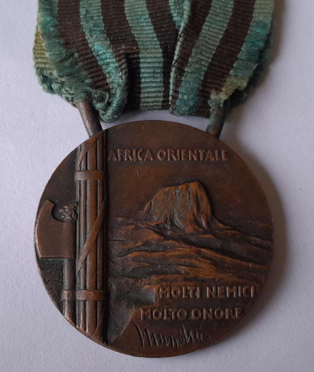 1935-1936 Italian Africa Orientale Medal (Medal for Military Operations in East Africa).