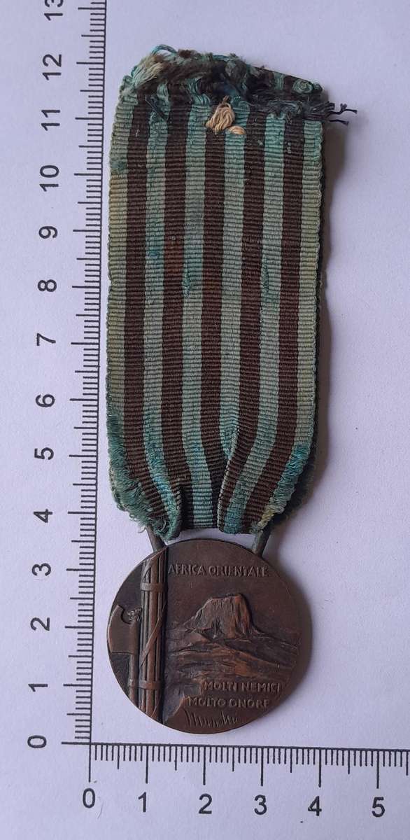 1935-1936 Italian Africa Orientale Medal (Medal for Military Operations in East Africa).
