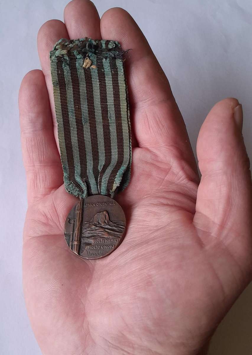 1935-1936 Italian Africa Orientale Medal (Medal for Military Operations in East Africa).