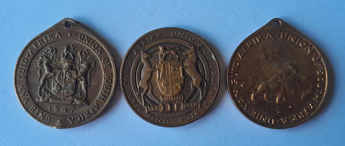 Set of 3 SA Royal Visit (1947), Jubilee (1935) & Coronation (1937) Medallions.