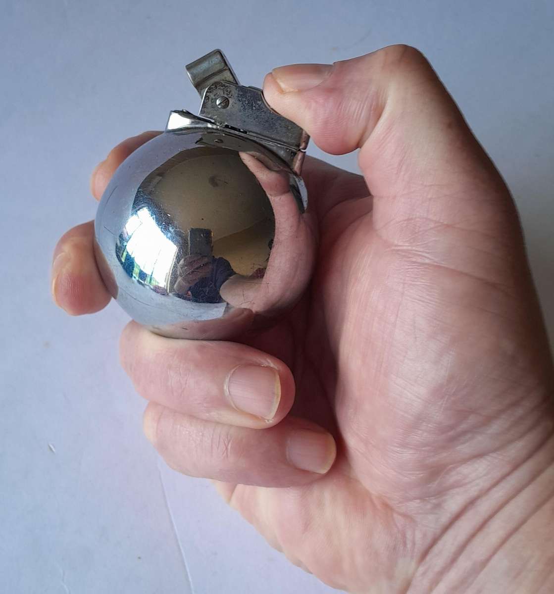 Vintage Art Deco "The Orb" Chromed Table Lighter. Made in England.