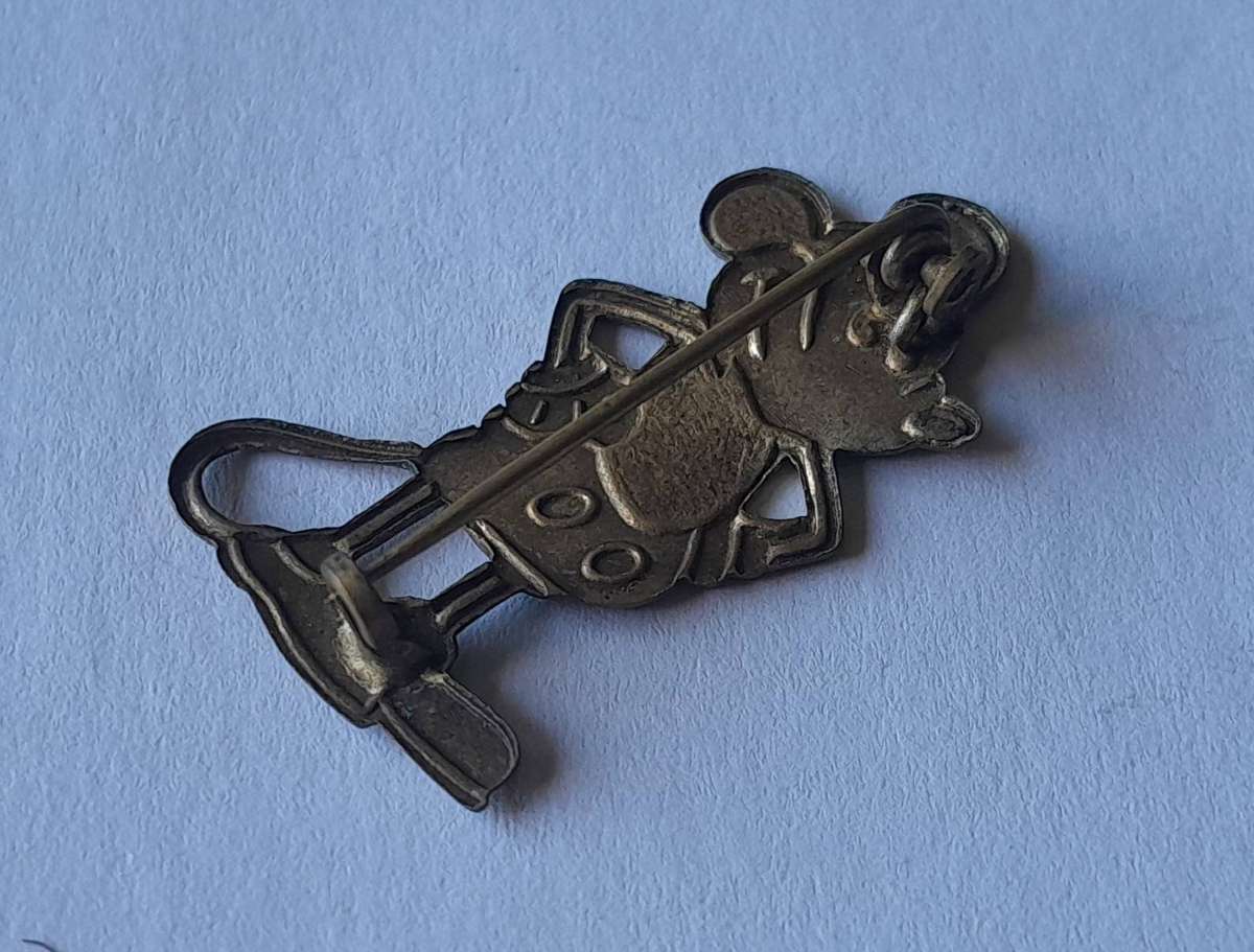 Rare Vintage Mickey Mouse Badge.  Enameled Metal.  Pin Intact.