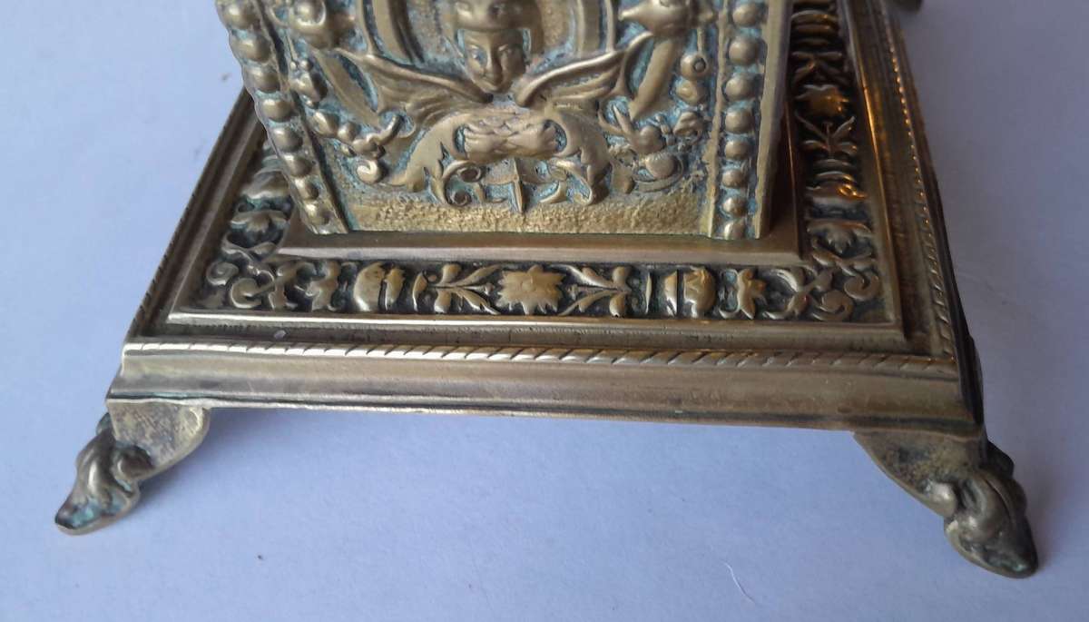 Victorian Cast Brass Ornate Inkwell With Ceramic Insert.  Circa 1880.  17 x 14.5cm.