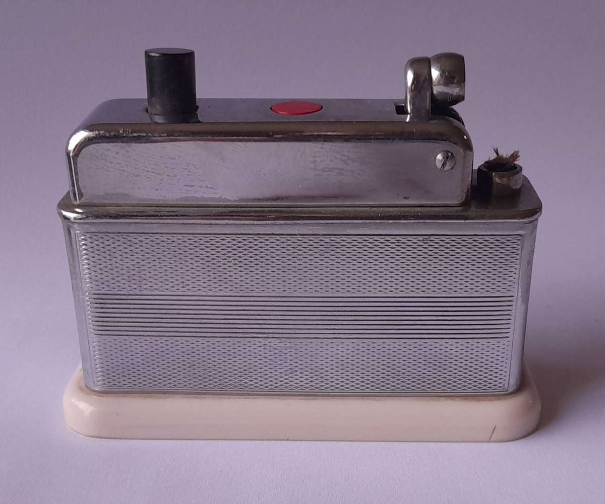 Rare Art Deco Barclay Push-Button Bakelite Table Lighter.