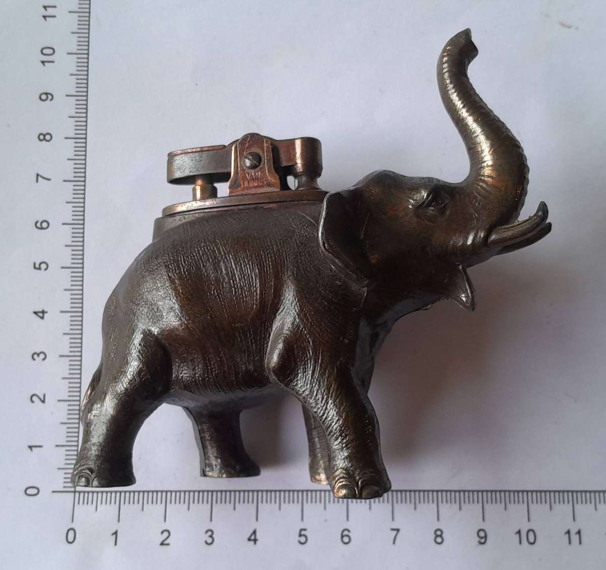 Vintage 1960's "Van Hunks" Elephant Cast Metal Table Lighter.