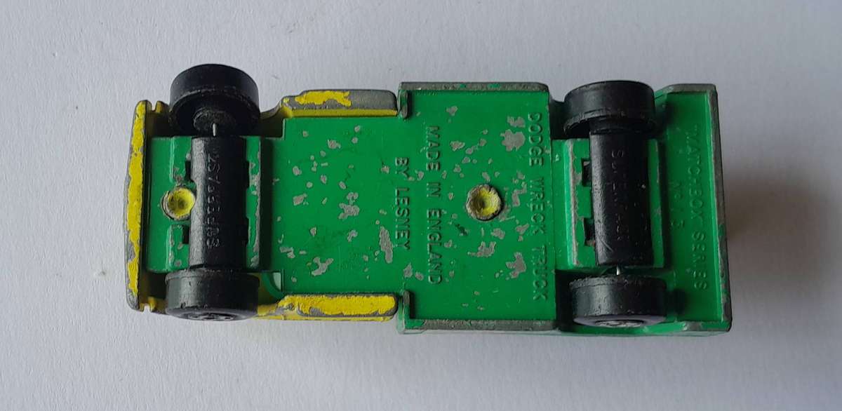 Vintage 1960's Lesney Matchbox Die-Cast Dodge Wreck Truck.  No. 13