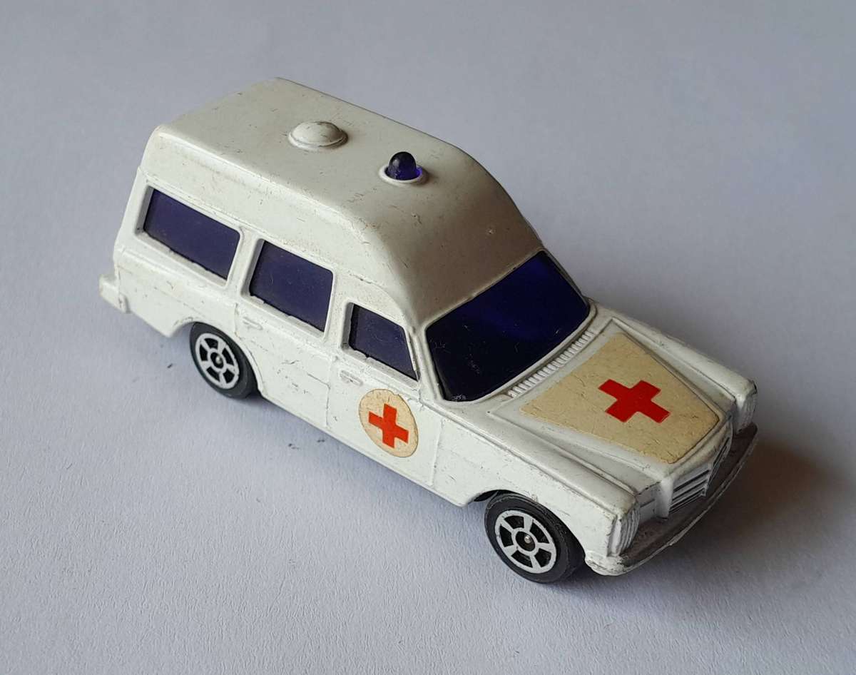 Vintage 1970's Corgi Juniors Die-Cast Mercedes Benz 220D Binz Ambulance.