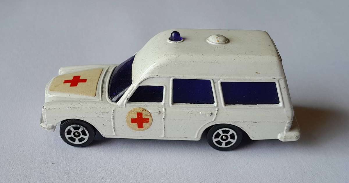 Vintage 1970's Corgi Juniors Die-Cast Mercedes Benz 220D Binz Ambulance.
