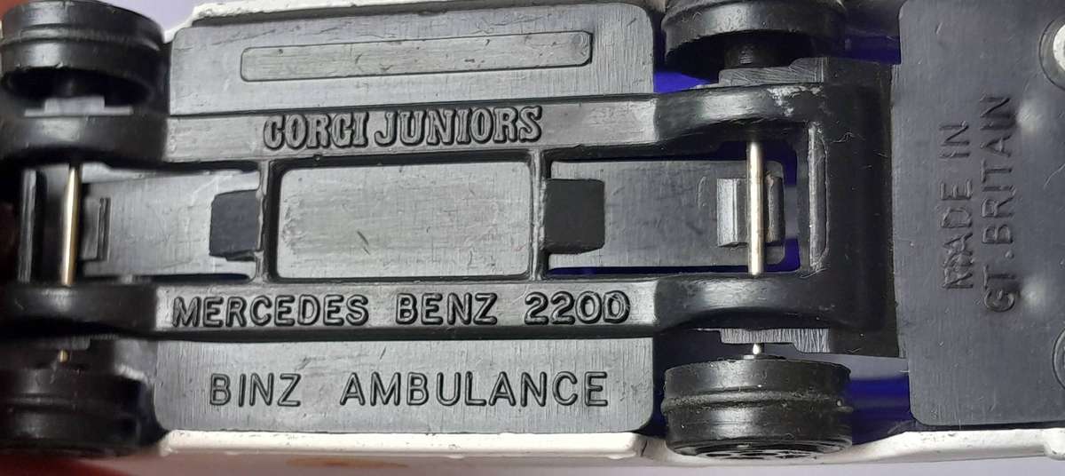 Vintage 1970's Corgi Juniors Die-Cast Mercedes Benz 220D Binz Ambulance.