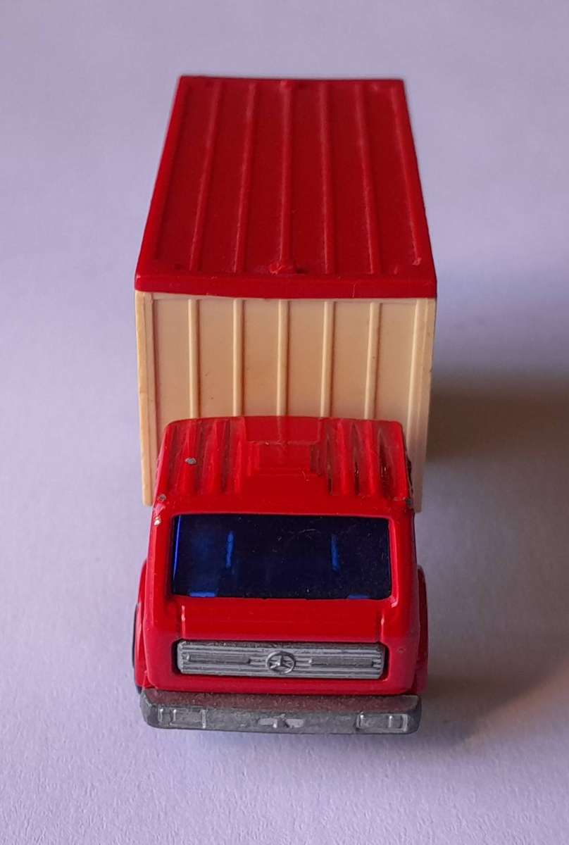 Vintage 1970's Lesney Matchbox Die-Cast Mercedes Container Truck.  No Back Doors.
