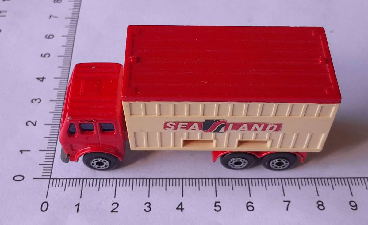 Vintage 1970's Lesney Matchbox Die-Cast Mercedes Container Truck.  No Back Doors.