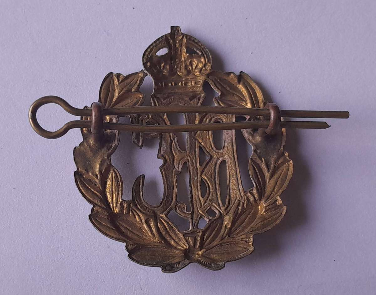 Rare WW1 Royal Flying Corps Cap Badge.  (Pre-RAF).  Lugs Intact.