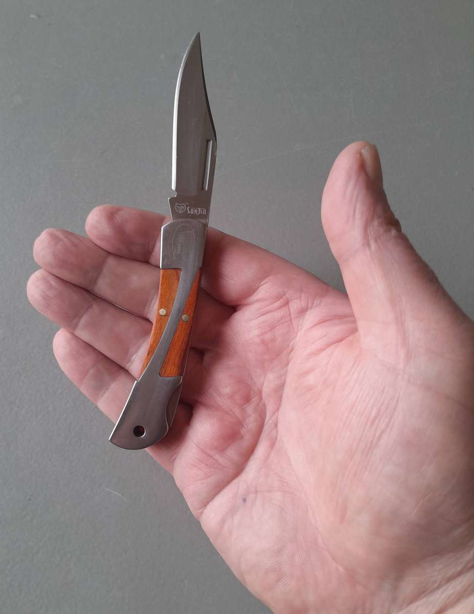 Vintage U.S.A. Saber Sanjia Lockback Folding Knife.