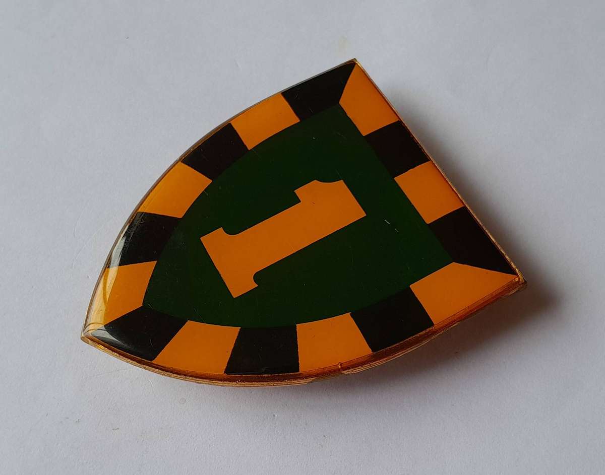 SADF 1 SAI (South African Infantry) Shoulder Flash (1st Type).  All Pins Intact.