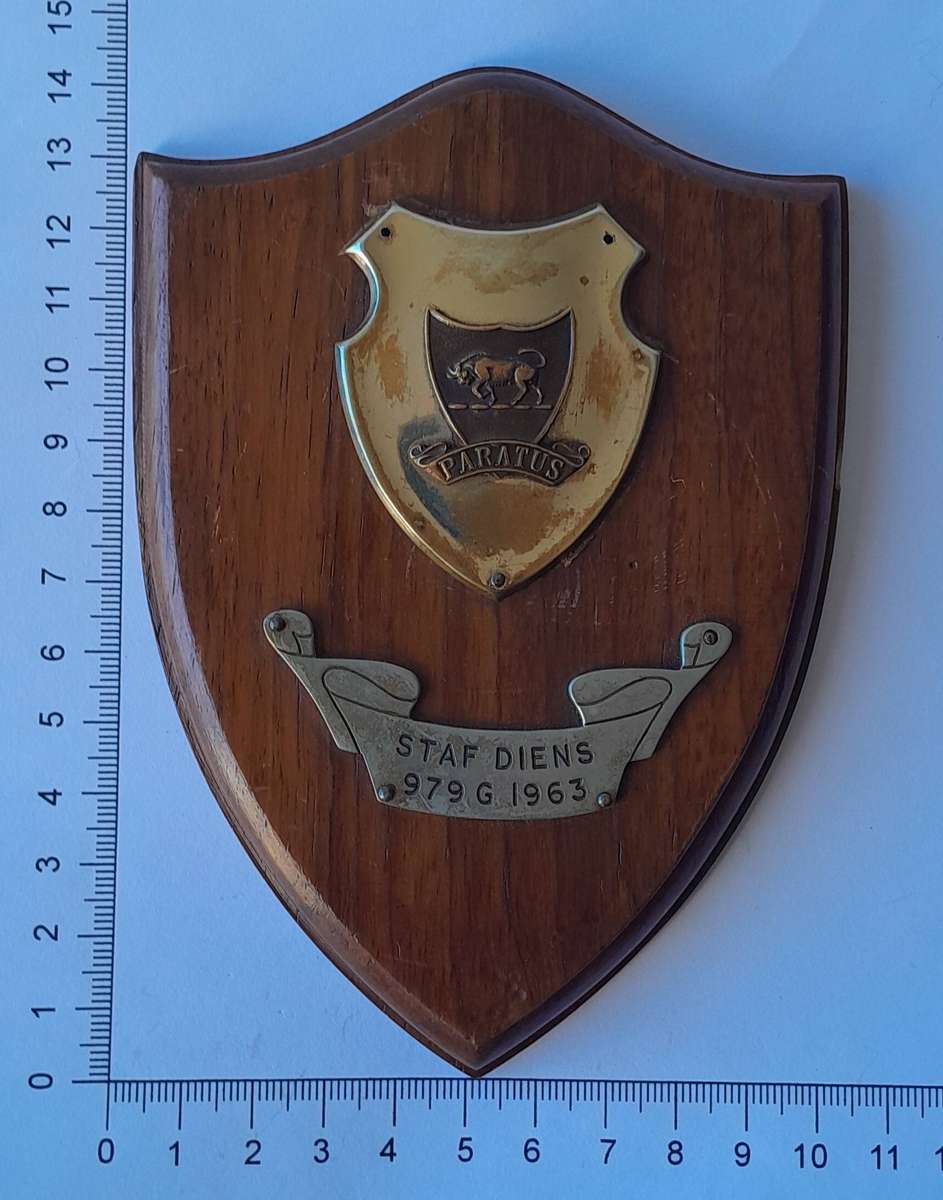 Vintage SADF Paratus Staf Diens Army College Plaque.