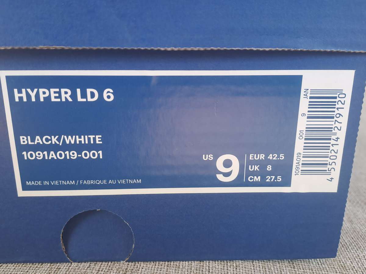 Asics Hyper LD 6 track and field shoe UK 8 / US 9 / EUR 42.5 / CM 27.5 (black/white)