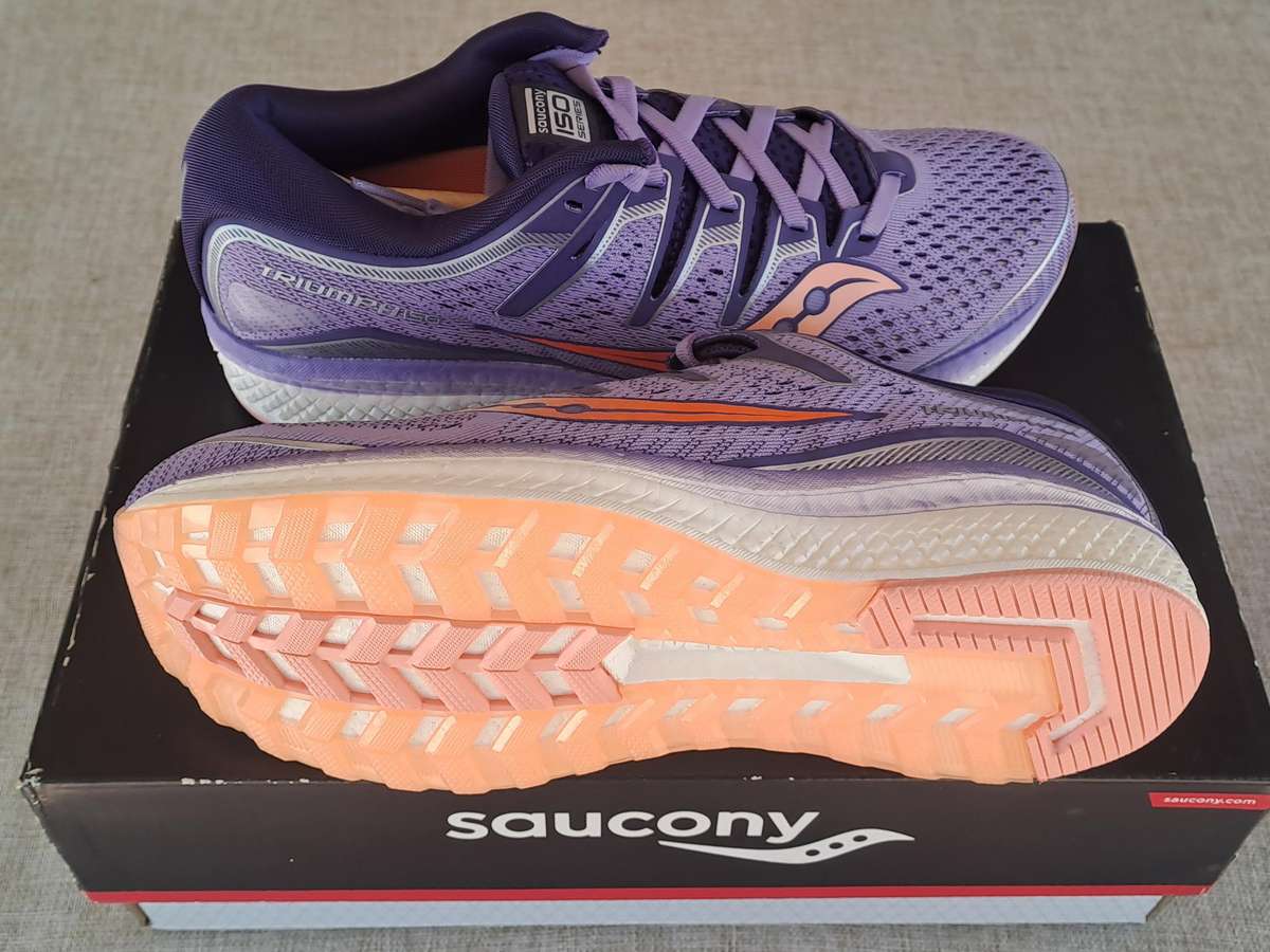 Saucony Triumph ISO 5 ladies running shoe - Size UK 7 / US 9 / EUR 40.5 / CM 25.5