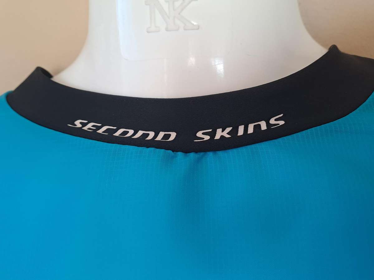 Foul Weather Run Top Turquoise Blue  Size 40 / 2XL