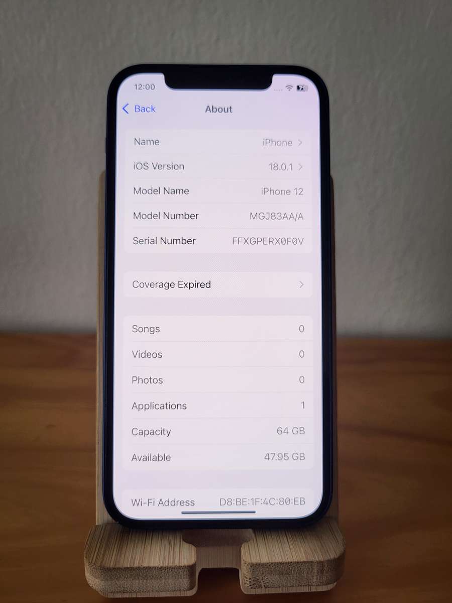 MINT iPhone 12 + Accessories | Blue