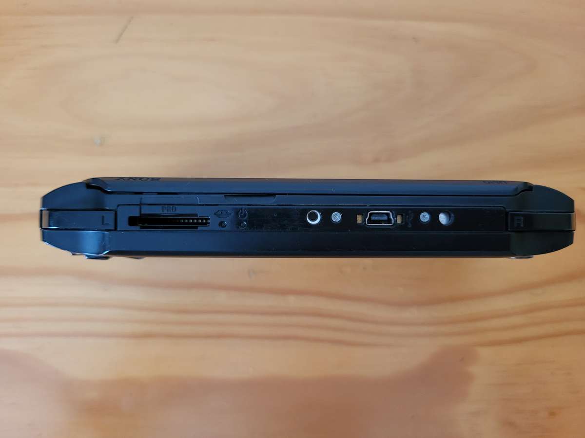 HUGE PSP BUNDLE | With Charger, Pouch, Memory Stick & 6 Games