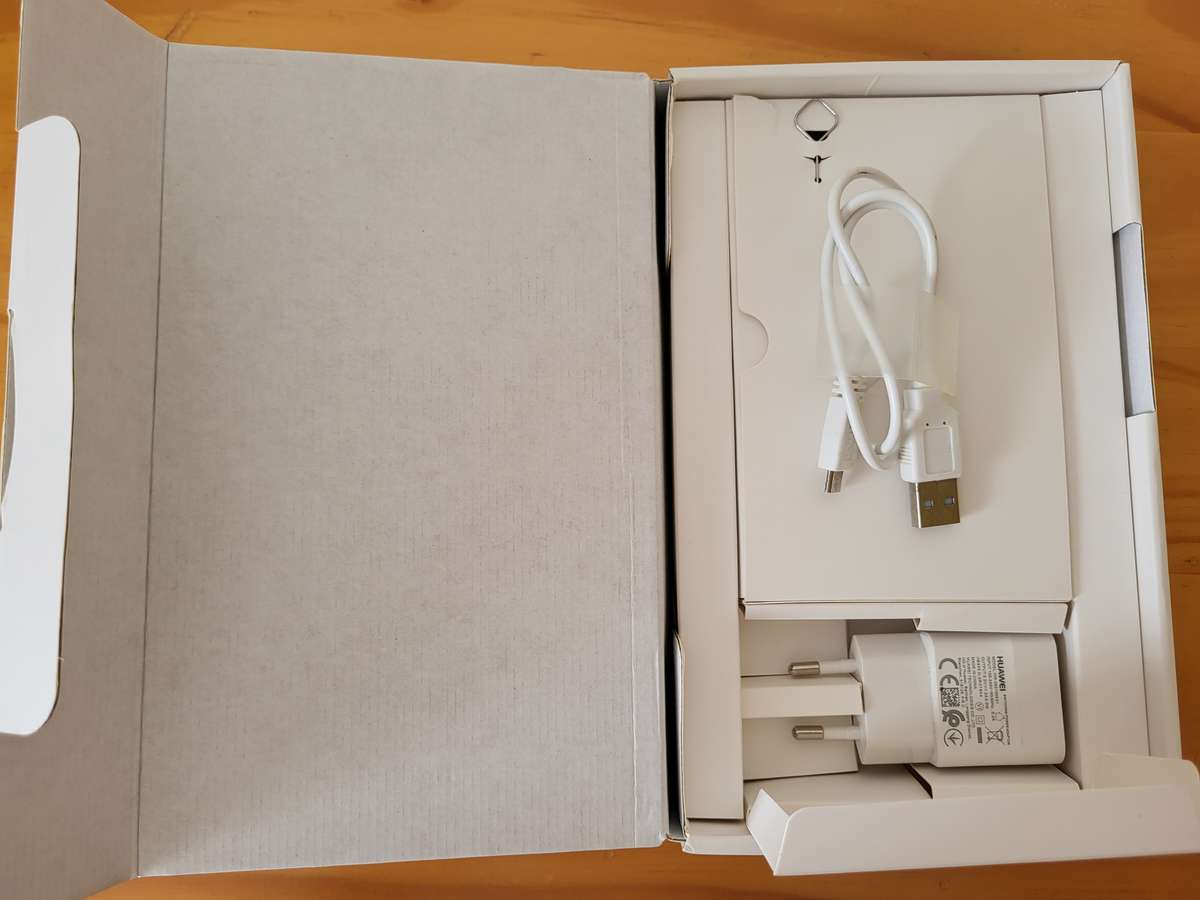 Huawei Matepad T8 Tablet LTE + WiFi | Boxed | With Accessories