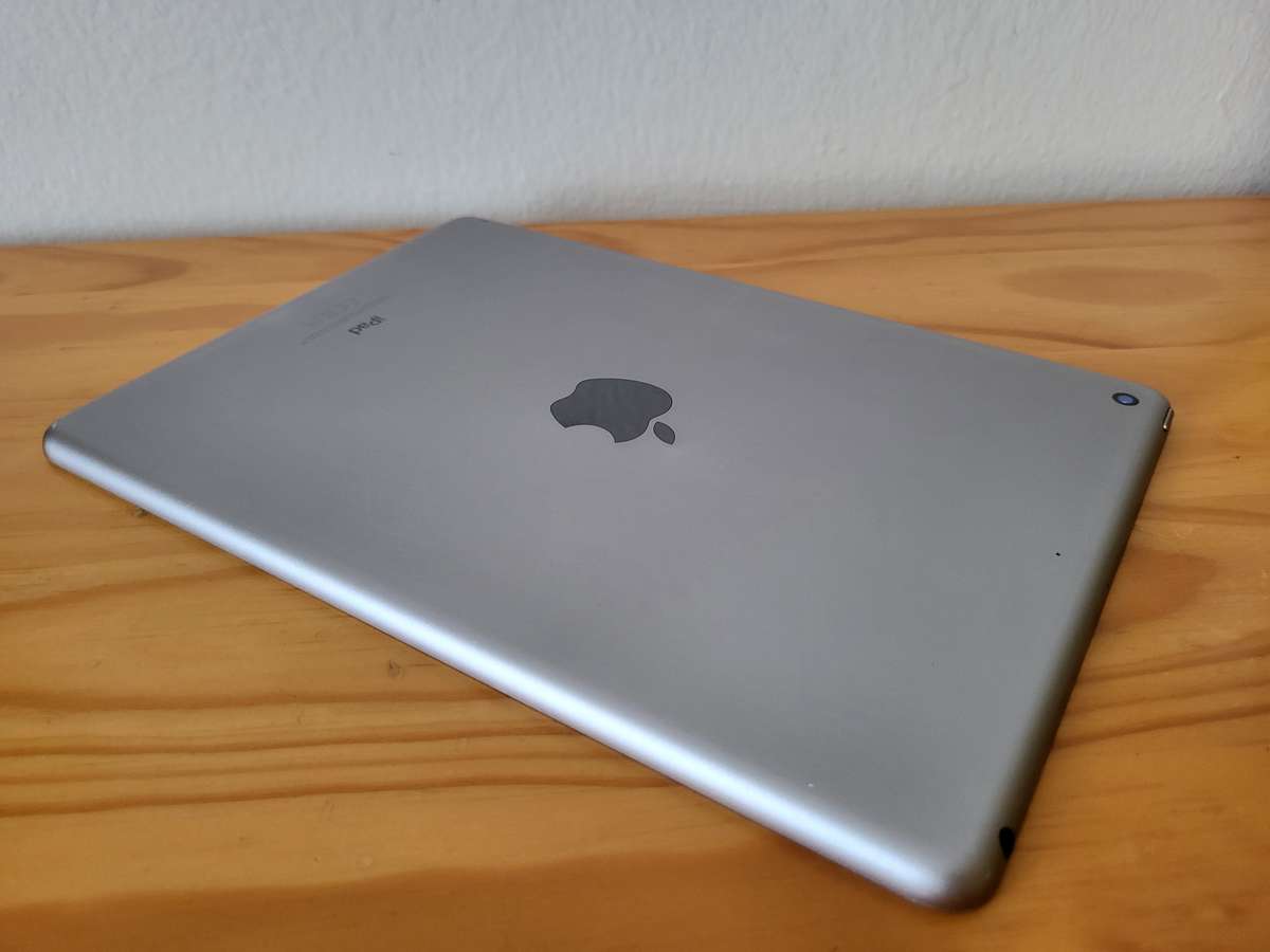 EXCELLENT iPad 6th Gen 2018 | WiFi | Space Grey