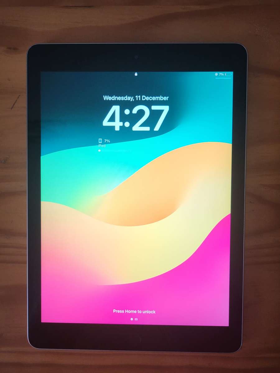 EXCELLENT iPad 6th Gen 2018 | WiFi | Space Grey