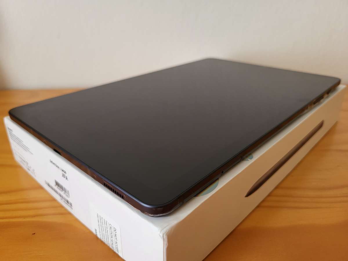 LIKE NEW Samsung Tab S6 Lite 2022 | In Original Packaging