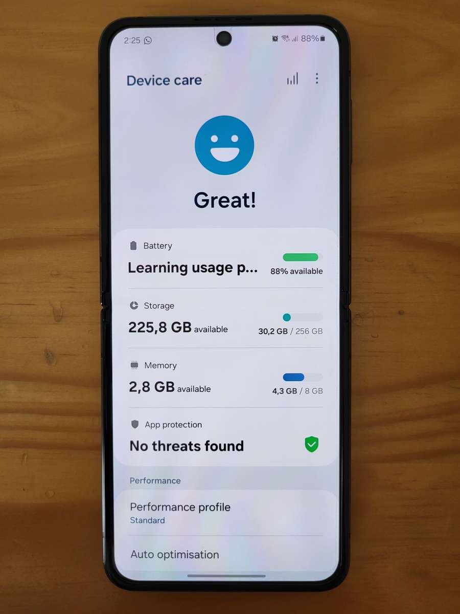 MINT SAMSUNG Z FLIP 4 256GB | BOXED WITH ACCESSORIES