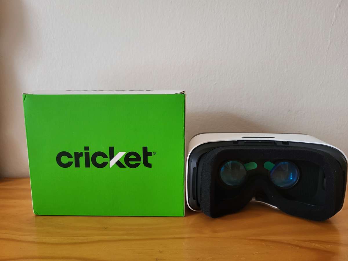 Alcatel Cricket VR Headset with Headstrap