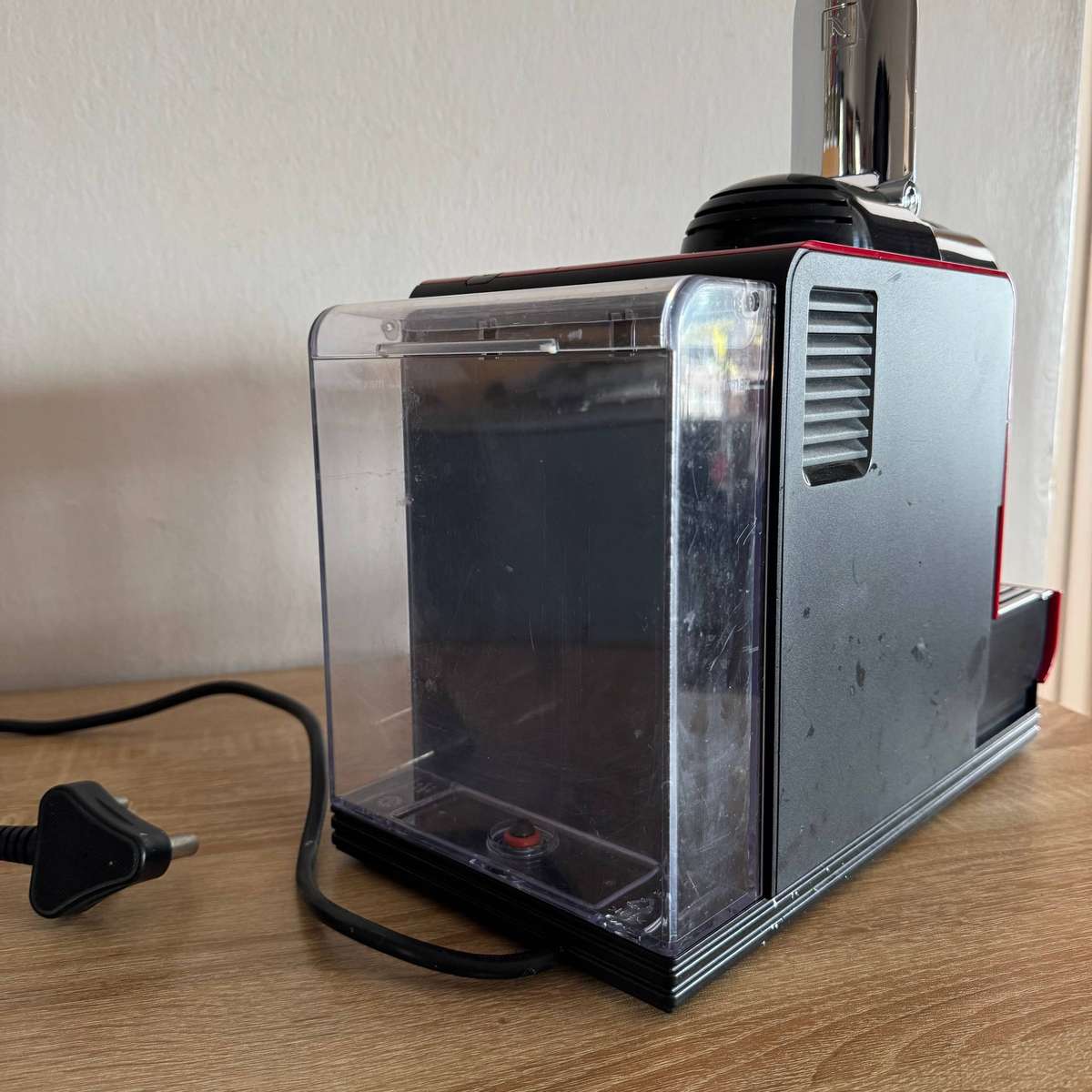Nespresso Lattissima Plus Coffee Machine
