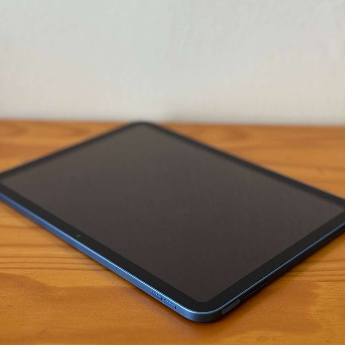 Apple iPad 2022 10th Gen 64GB