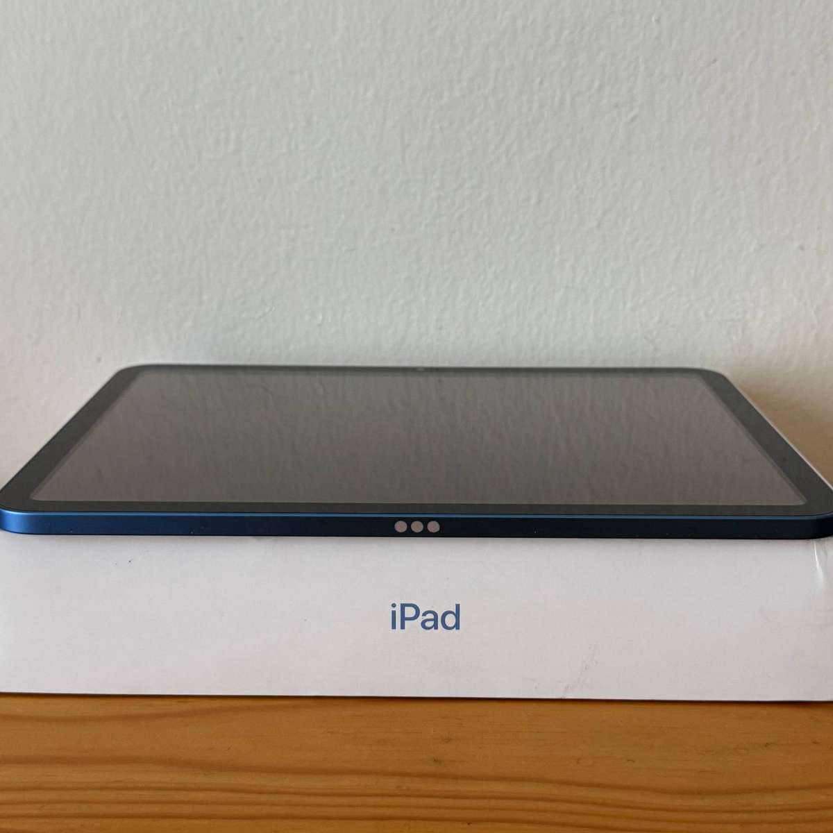 Apple iPad 2022 10th Gen 64GB