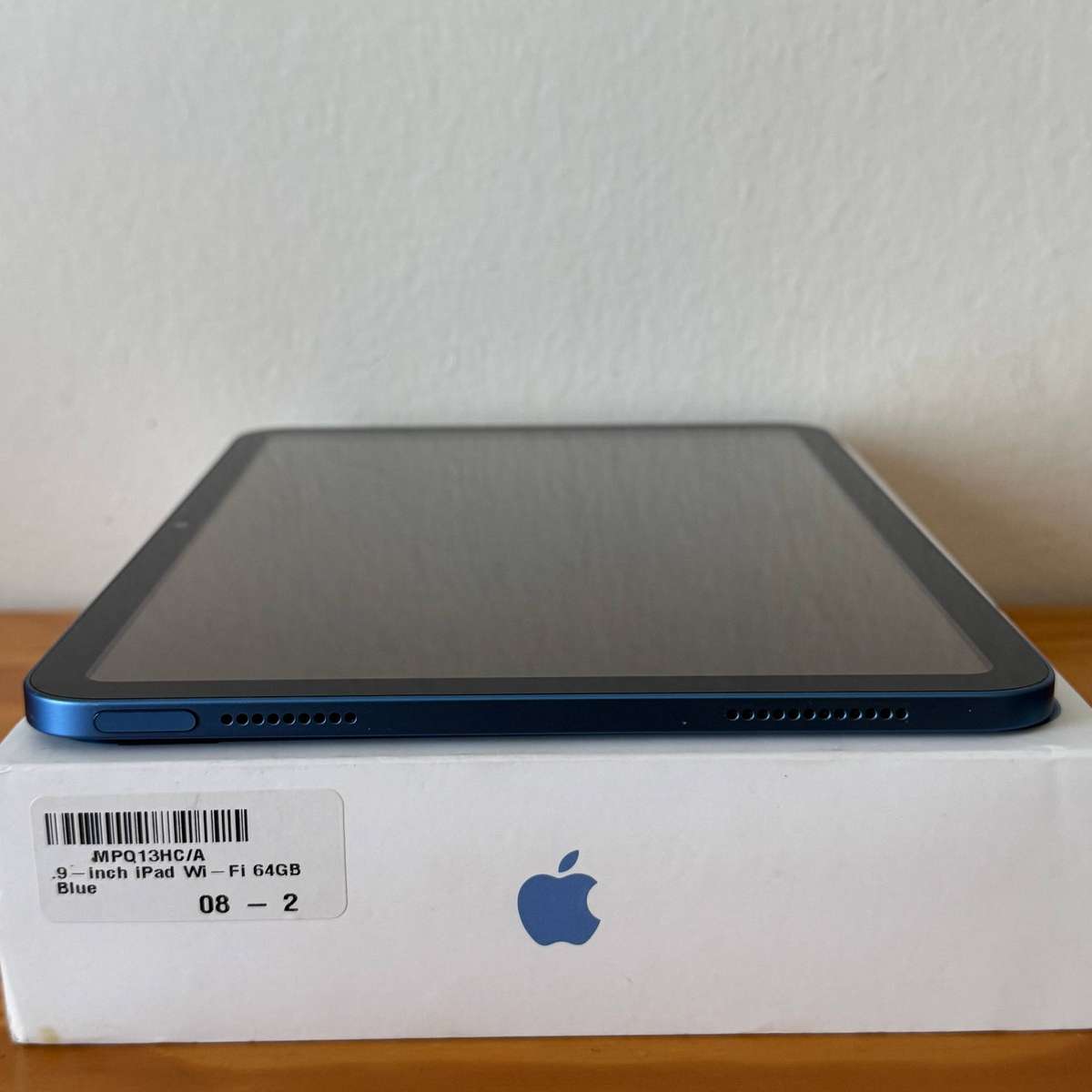 Apple iPad 2022 10th Gen 64GB