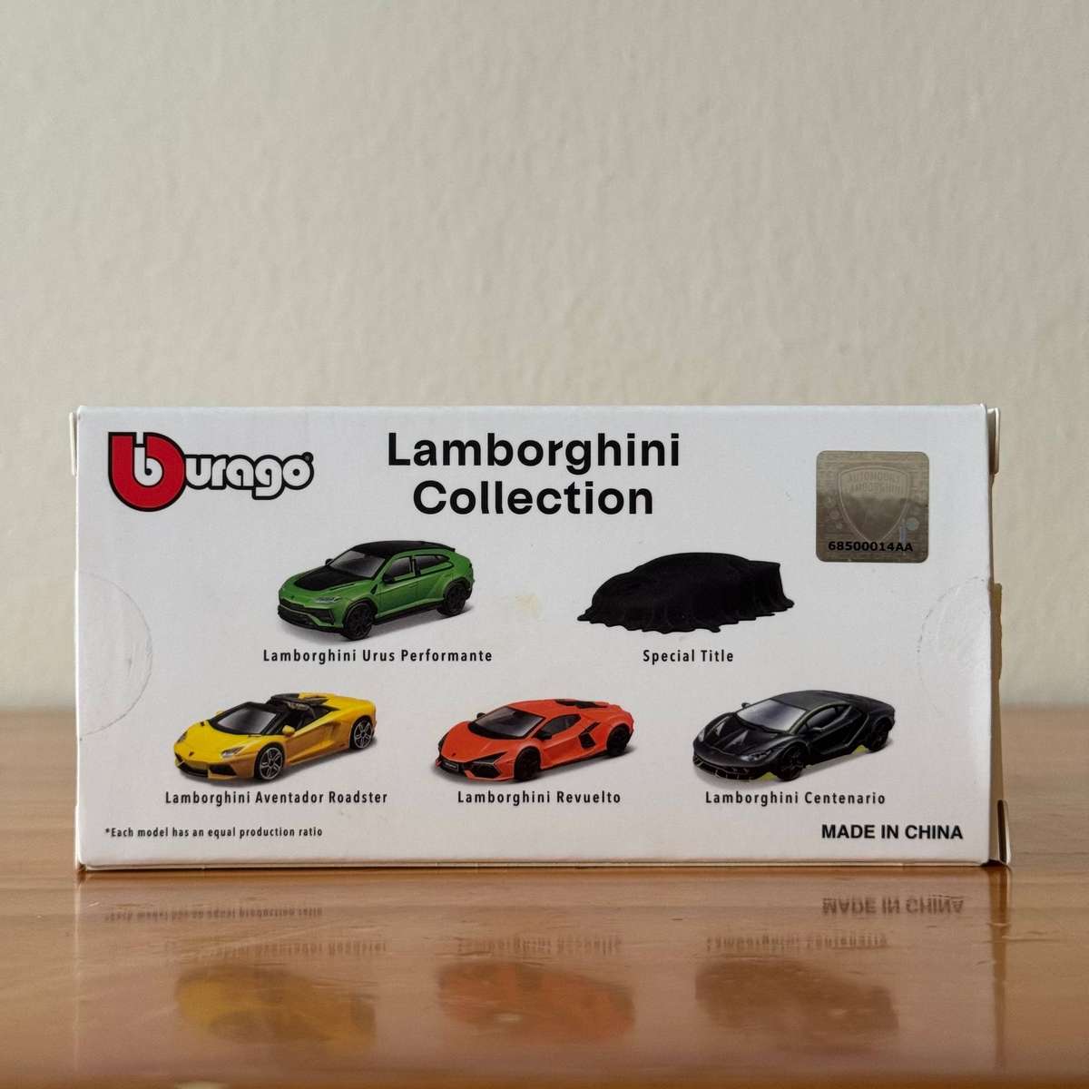 Bburago Lamborghini Urus | 1:43 | Rare Green Edition